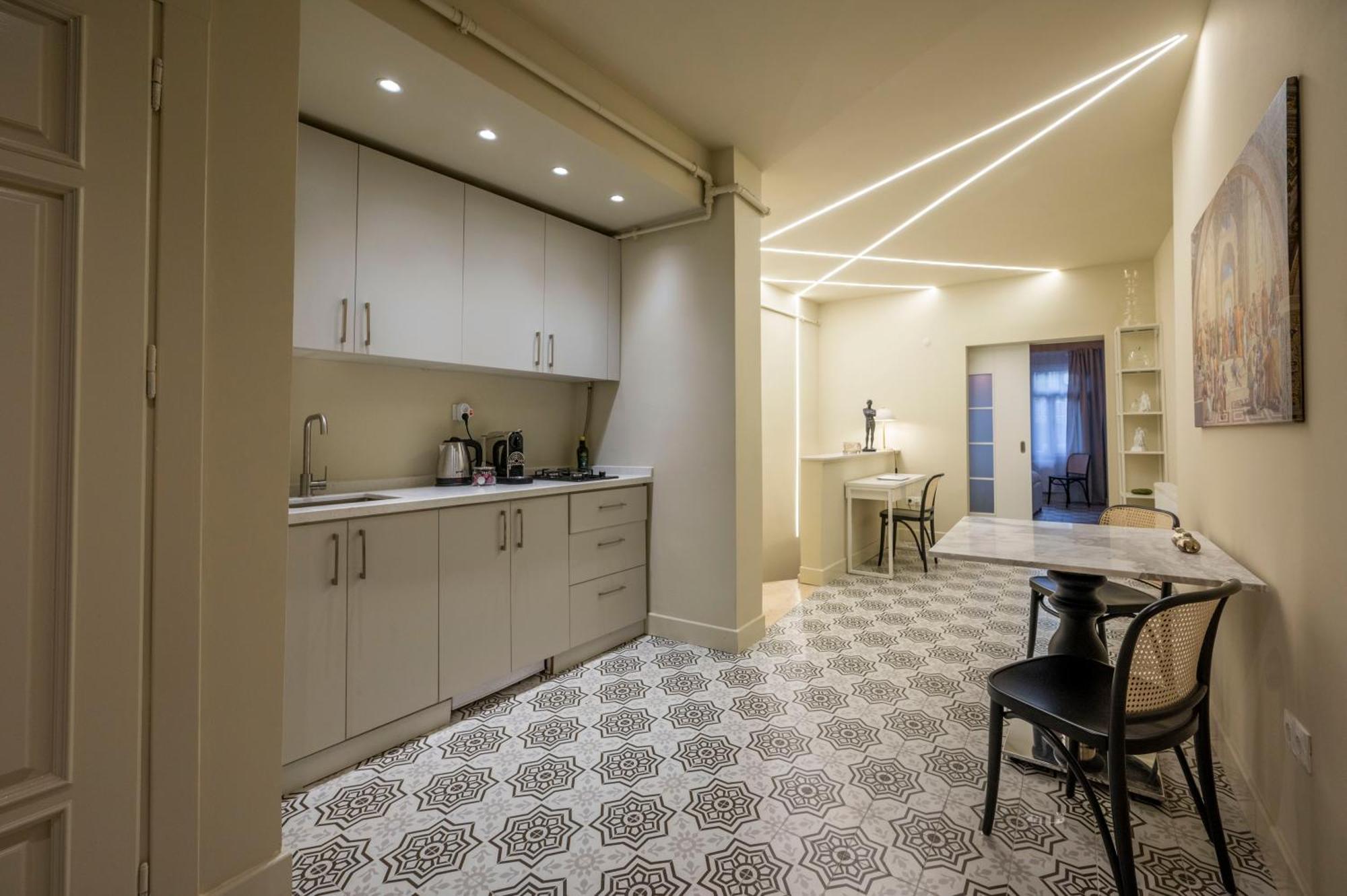 The Stylish Townhouse - City Center Daire İstanbul Dış mekan fotoğraf